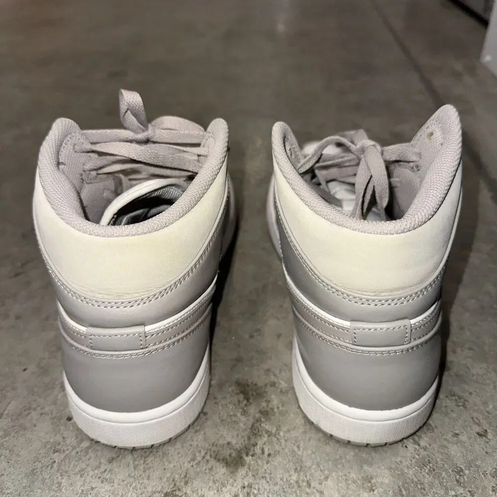 Men’s Air Jordan 1 Mid Neutral Grey/White Stealth size 9.5